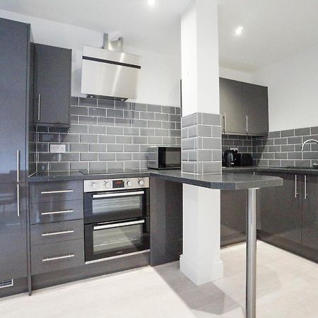 Premium Apartments Thatcham Broadway Buitenkant foto