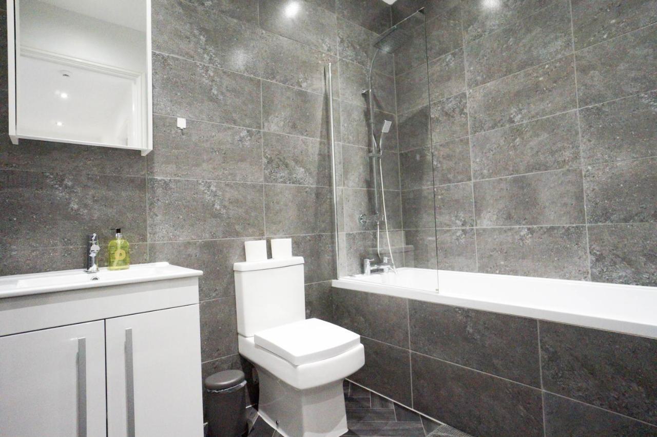 Premium Apartments Thatcham Broadway Buitenkant foto