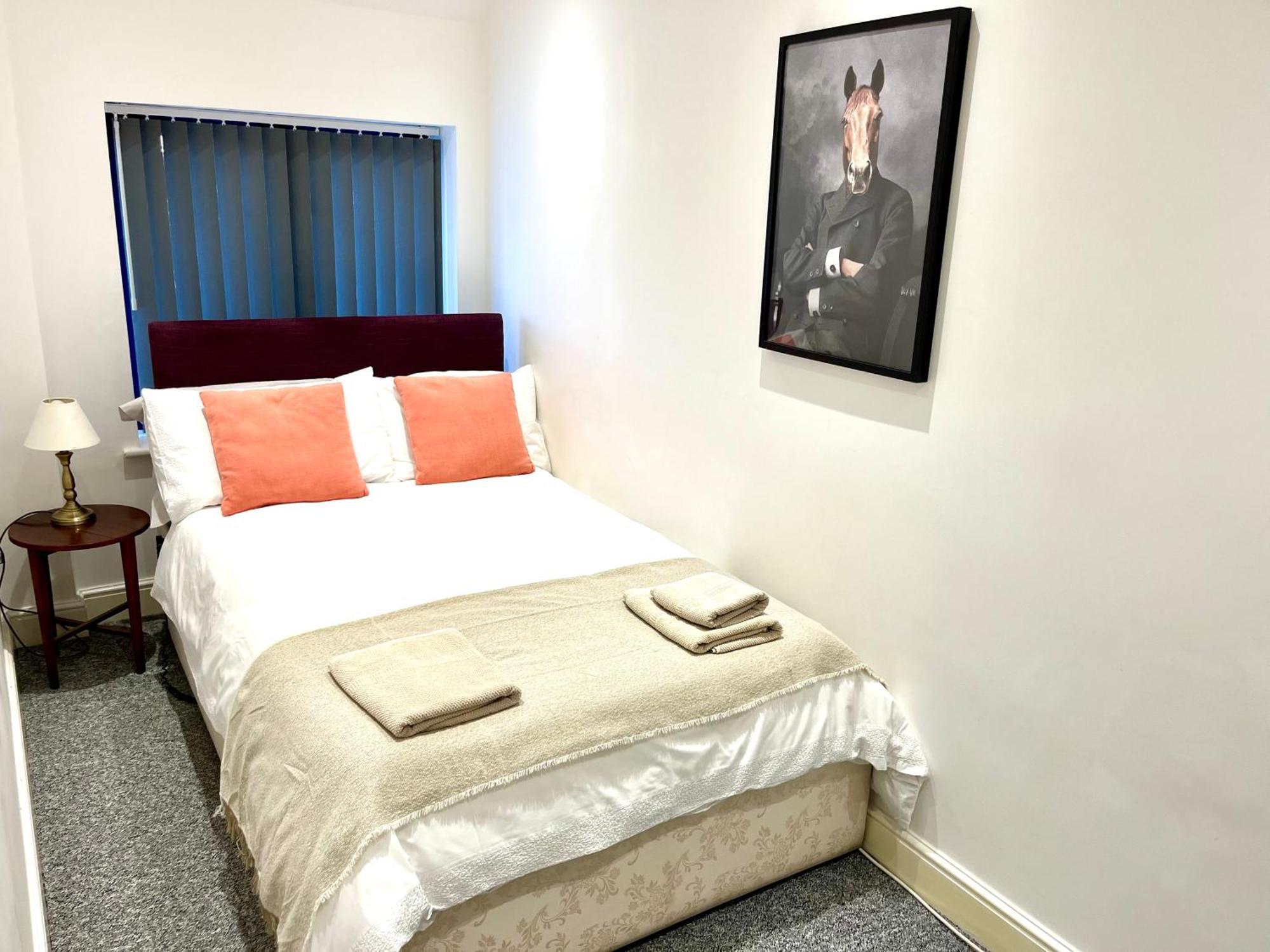 Premium Apartments Thatcham Broadway Buitenkant foto